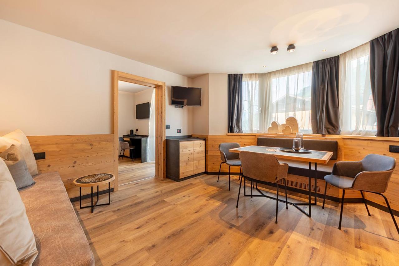 Suite Del Podesta' Moena Buitenkant foto
